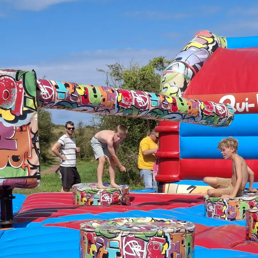 Camping Duinhoeve - springkussen